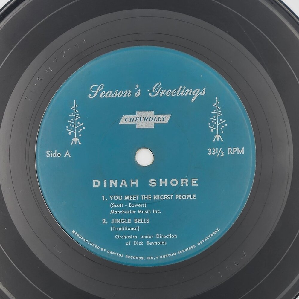 Dinah Shore Season's Greetings Vinyl 33 1/3 RPM 7" VG to VG+ Silent Night
